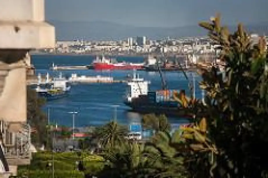 Le BCG en lice pour restructurer le géant pétrolier algérien Sonatrach