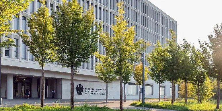 Allemagne : plusieurs millions d’euros de contrats attribués à un consultant McKinsey proche d’un haut fonctionnaire