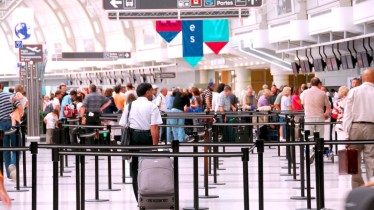 adobestock1315284airportcrowdresize