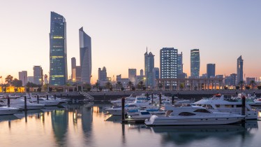 adobestockkoweit-city-et-yachtsresize