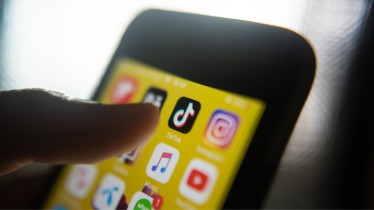 adobestock371042028article-cabs-et-reseaux-sociaux