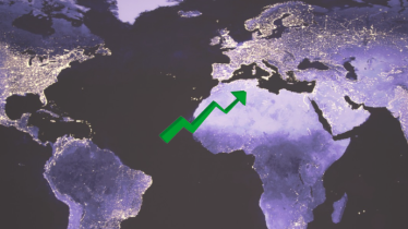 resultats-2025oliver-wyman-avec-fleche-rouge-et-simon-kucher-avec-fleche-verte