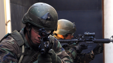 stagiaires-seal-qualification-trainingmckinsey-forme-ses-senior-partners-aupres-des-navy-seals