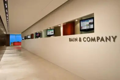Bain and Company : après les années fastes, un recentrage?