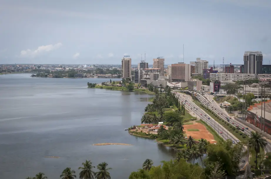 Afrique : les raisons d’une certaine Abidjan-mania dans le conseil