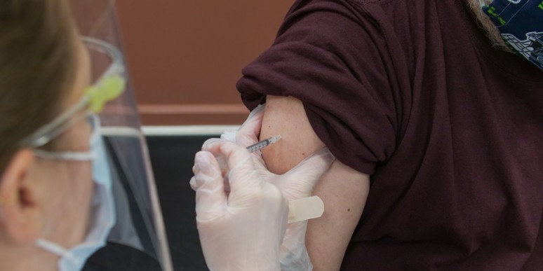 Stratégie vaccinale : satisfecit pour McKinsey