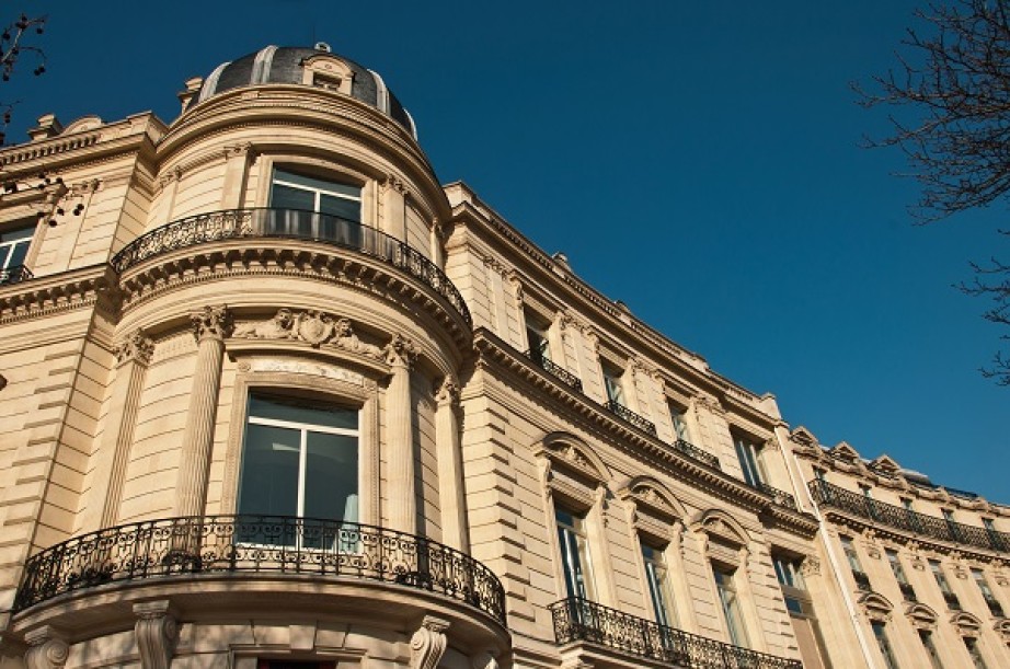 Roland Berger dans des nouveaux locaux moitié moins grands